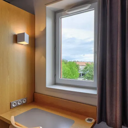 Sud 2 Hotel Beaune (Cote d'Or)