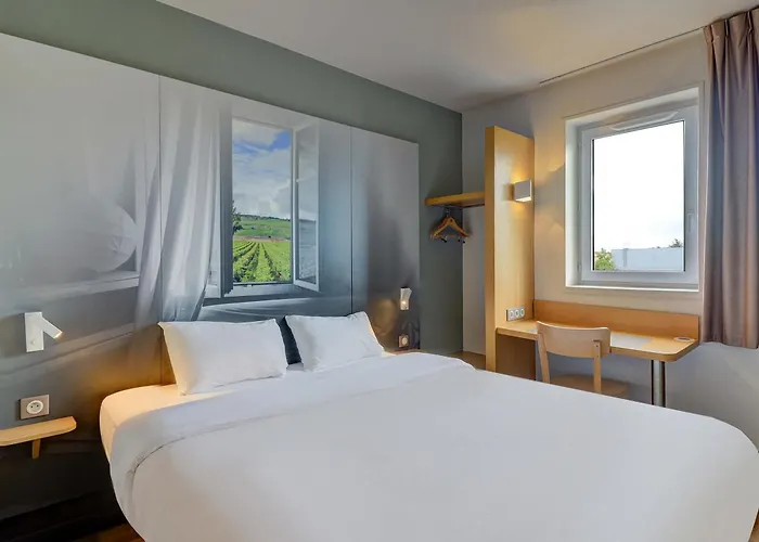 Sud 2 Hotel Beaune (Cote d'Or)